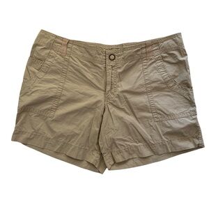 GAP Y2K Khaki Low Rise Cargo Utility Shorts Roll Tab Cuff Women’s 12